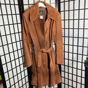 Vintage DC COLLECTION Leather/ Suede Trench Coat. Belt XXL
